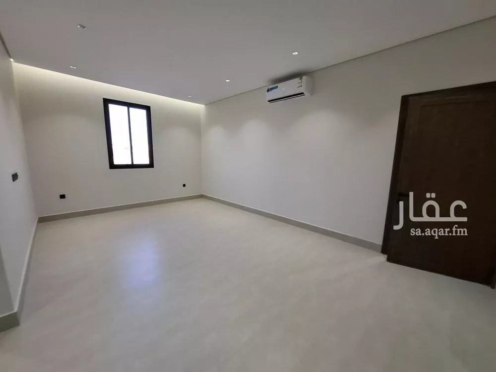 5 bedroom floor in Al Janadriyah 6