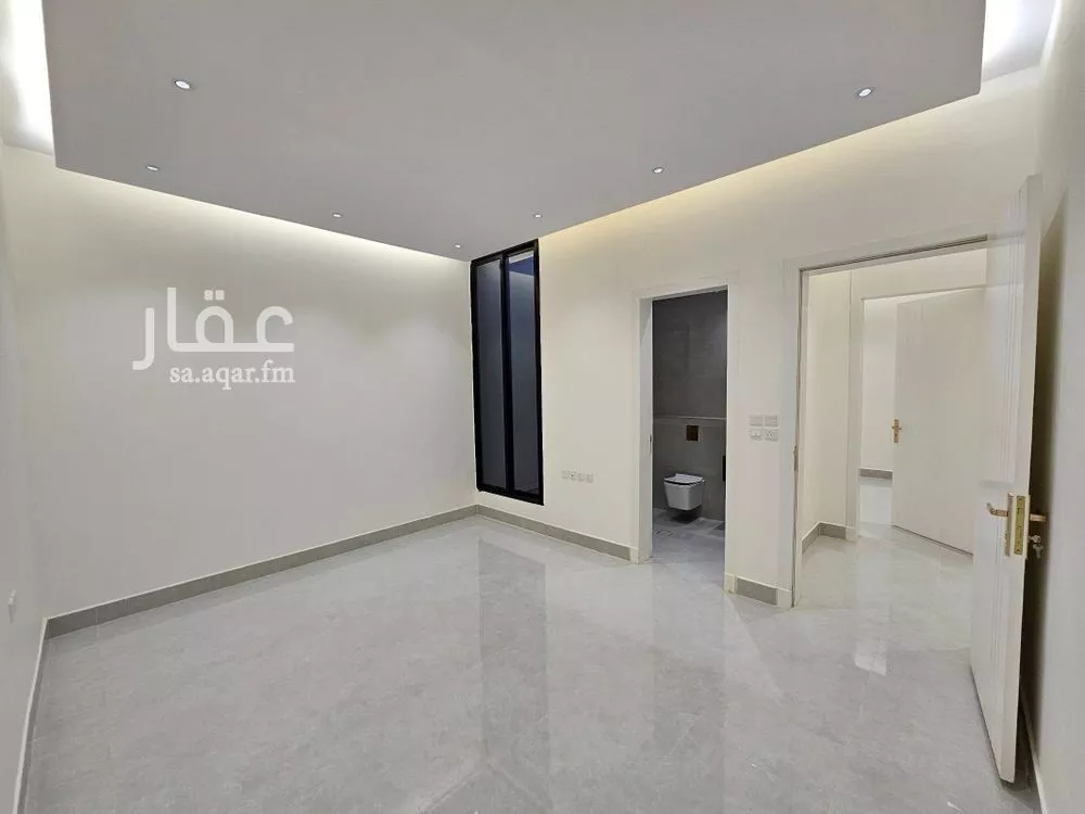 4 bedroom floor in Al Maizilah 15