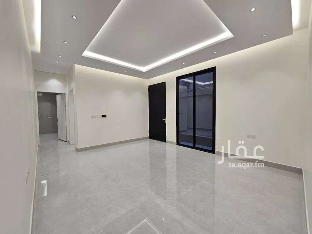 4 bedroom floor in Al Maizilah 4