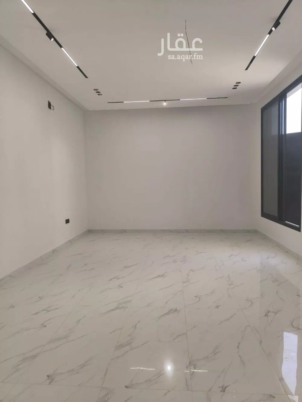 5 bedroom floor in Al Janadriyah 13
