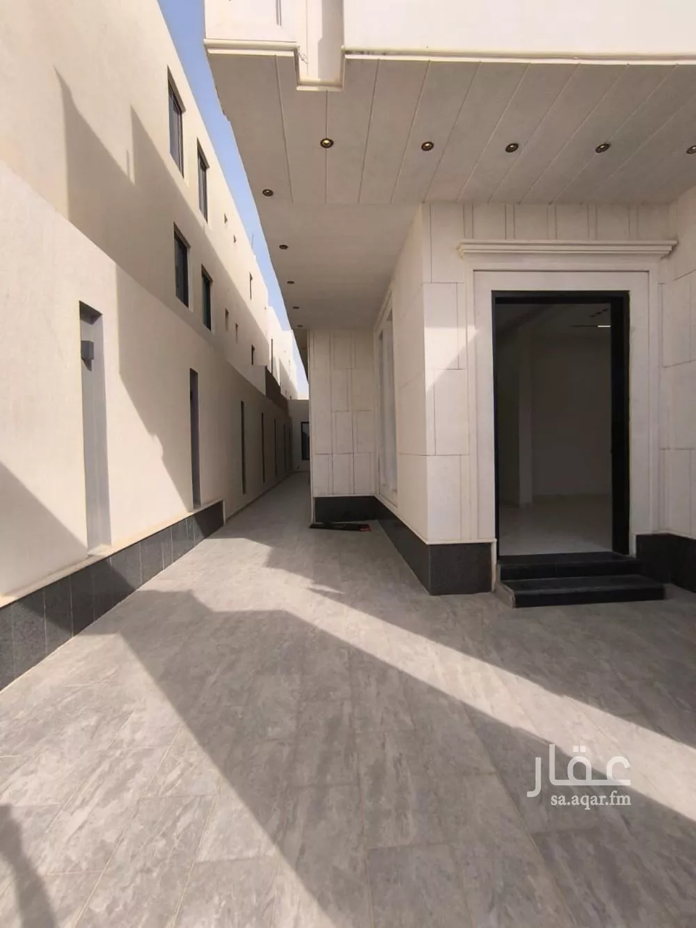 5 bedroom floor in Al Janadriyah 14
