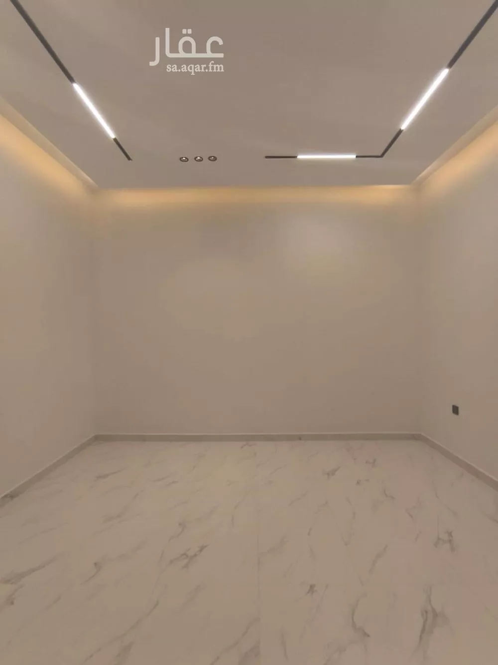 5 bedroom floor in Al Janadriyah 4
