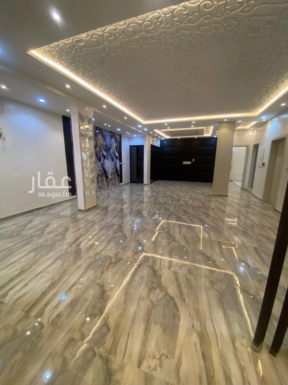 5 bedroom floor in Ash Sharq 2