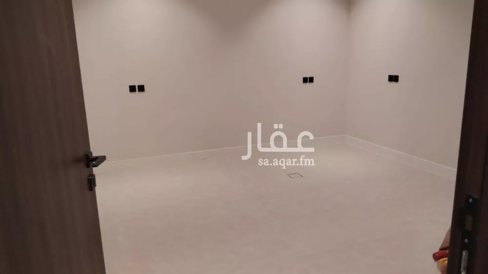 دور 6 غرف في السويدي 14
