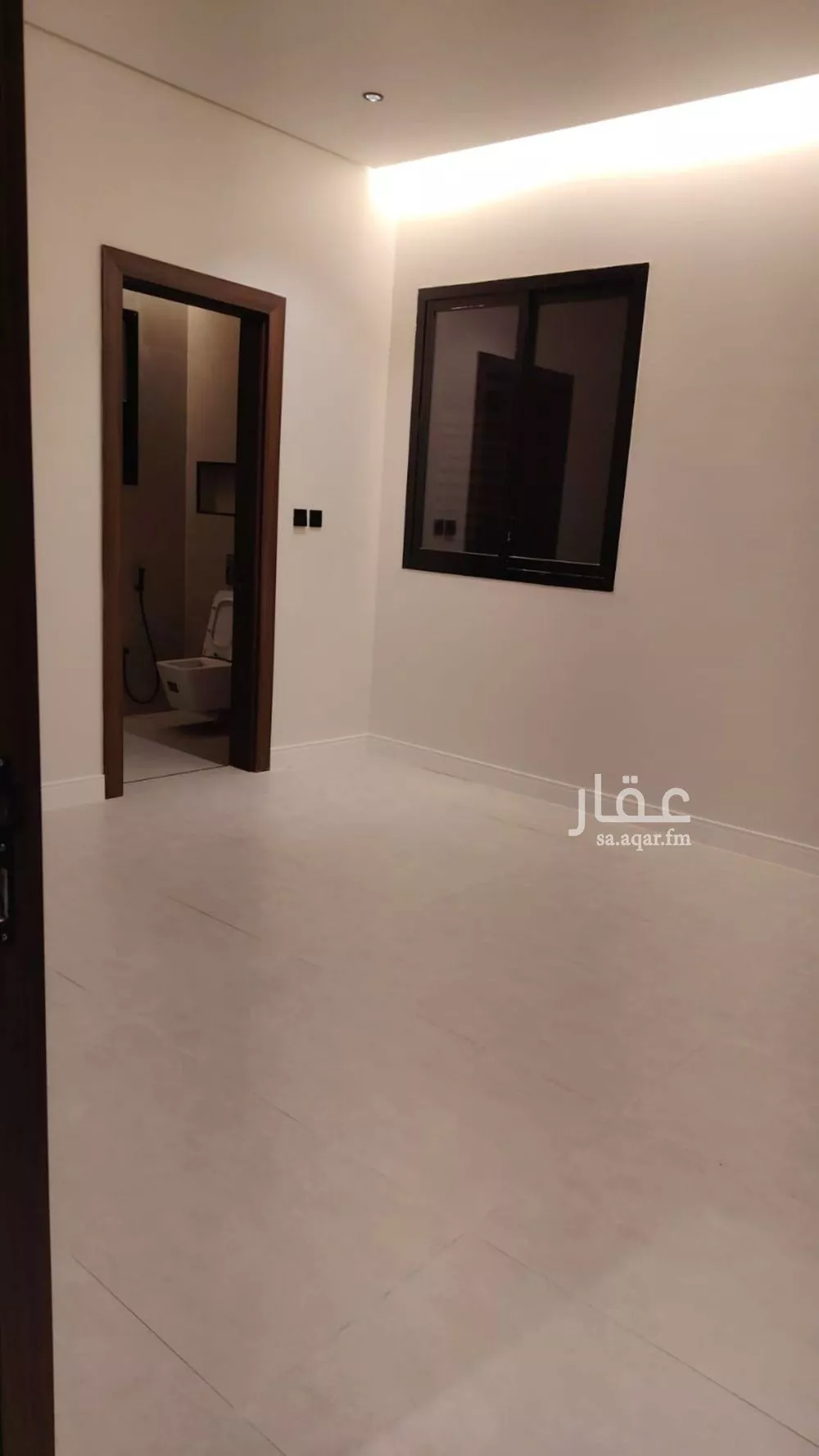 دور 6 غرف في السويدي 15