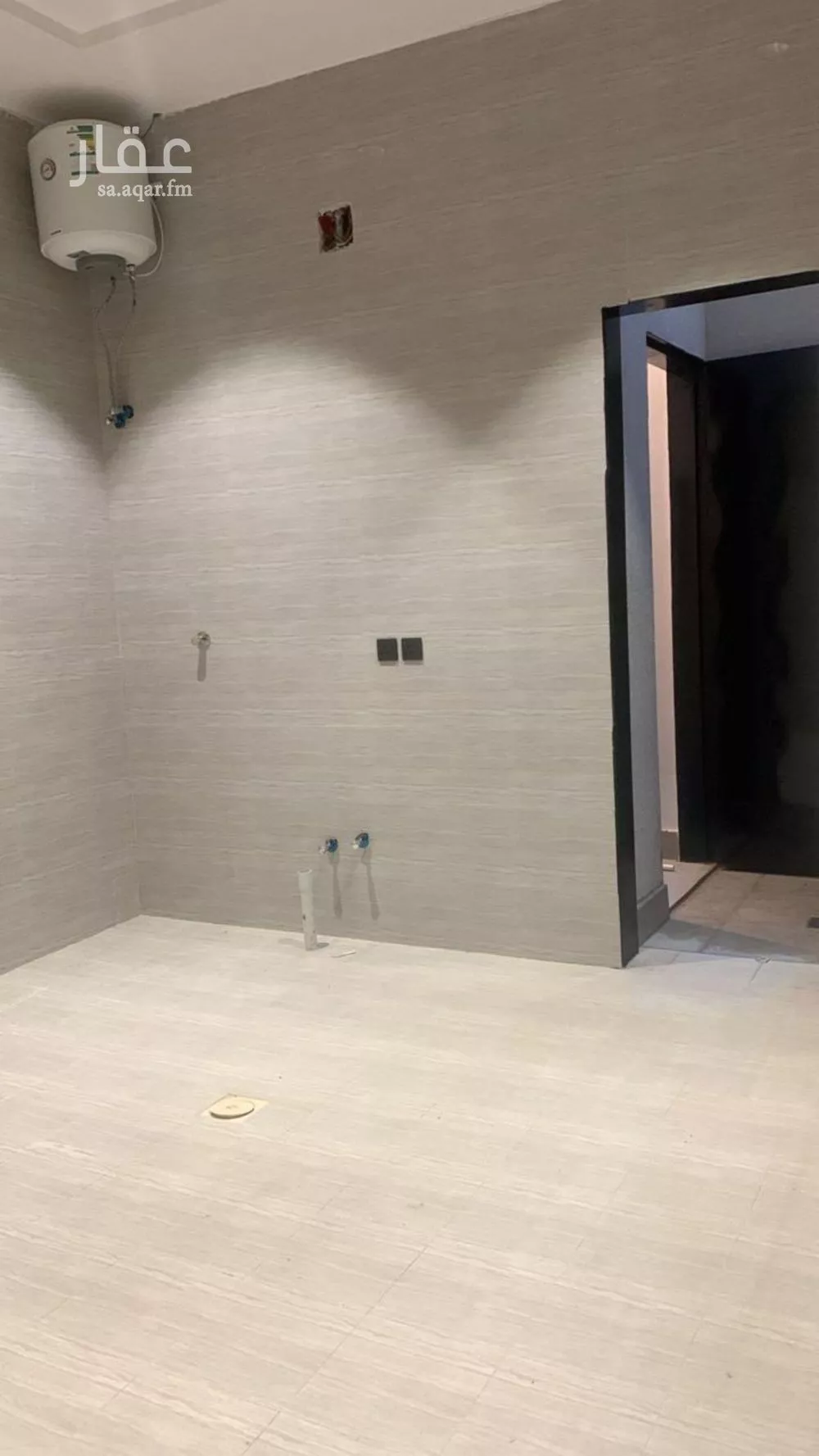 4 bedroom floor in Al Janadriyah 8