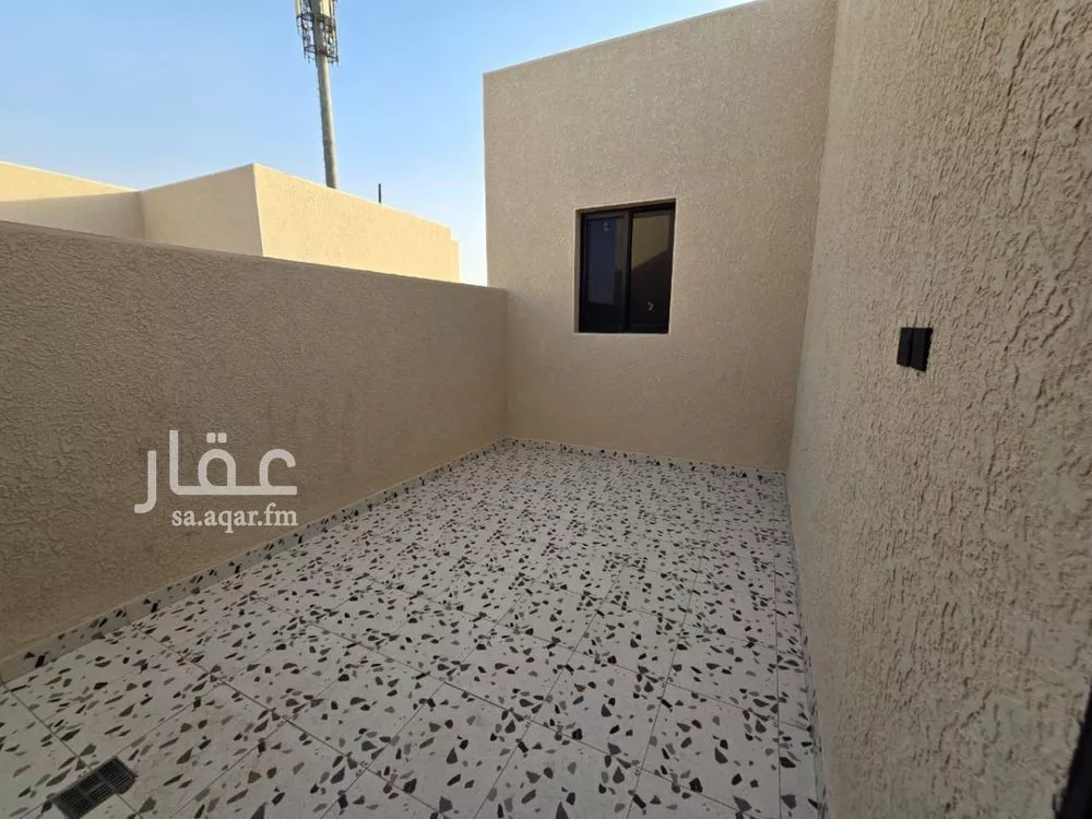 7 bedroom floor in Badr 11