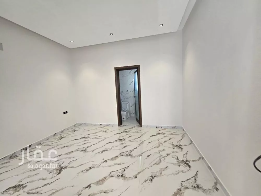 7 bedroom floor in Badr 5