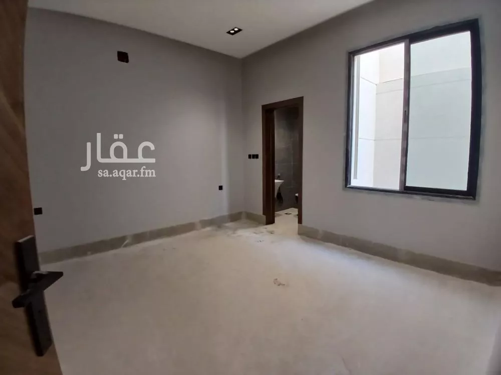 3 bedroom floor in Al Uraija Al Gharbiyah 12