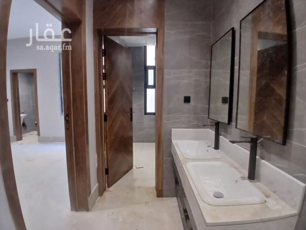 3 bedroom floor in Al Uraija Al Gharbiyah 14