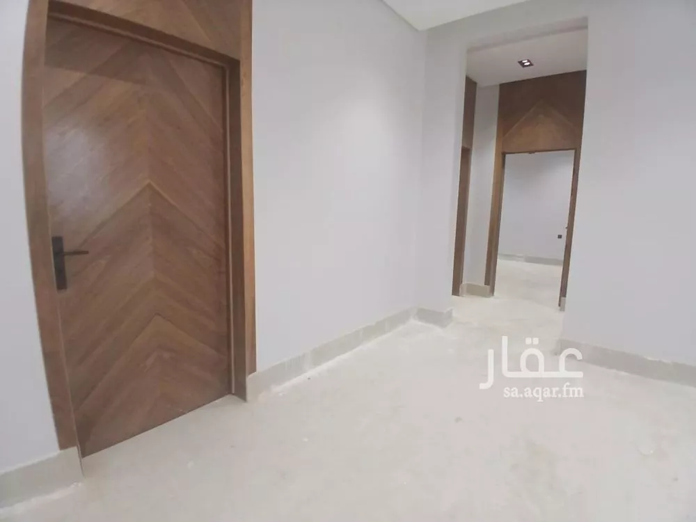 3 bedroom floor in Al Uraija Al Gharbiyah 7