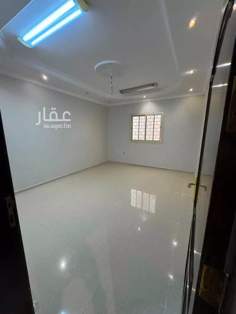 3 bedroom apartment in Al Areedh, Madinah 2