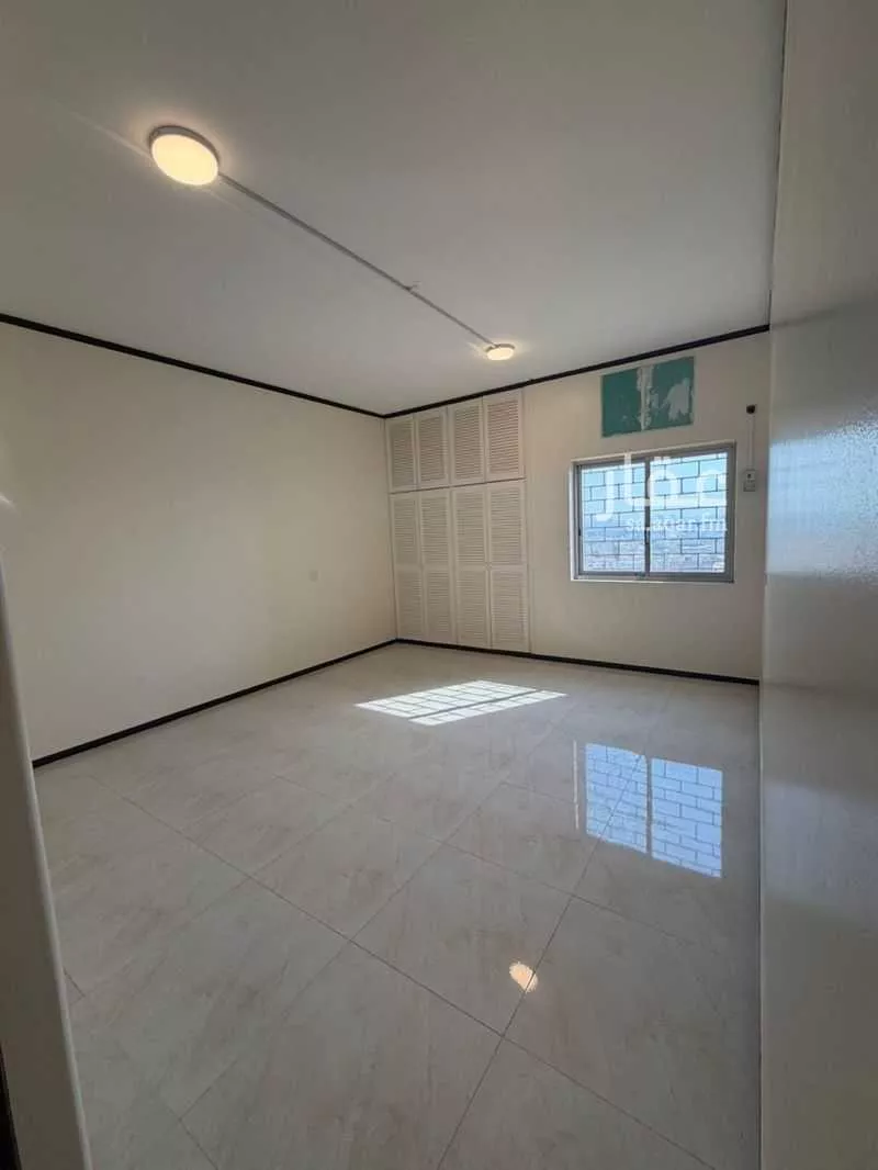 3 bedroom apartment in Iskan Ad Dammam, Eastern Province 4