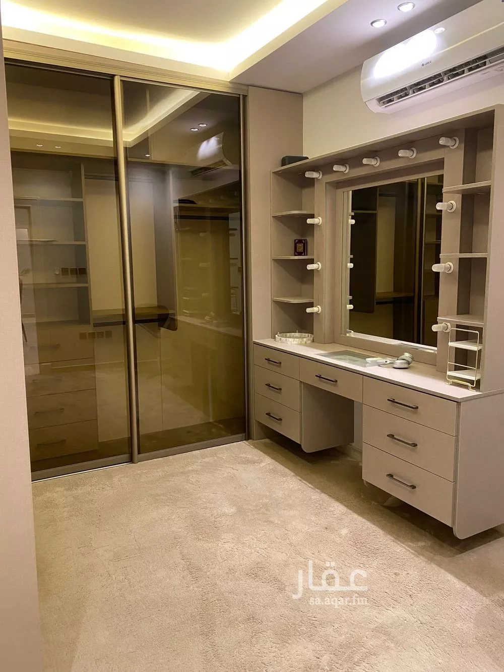 شقة 3 غرف في الملقا 12