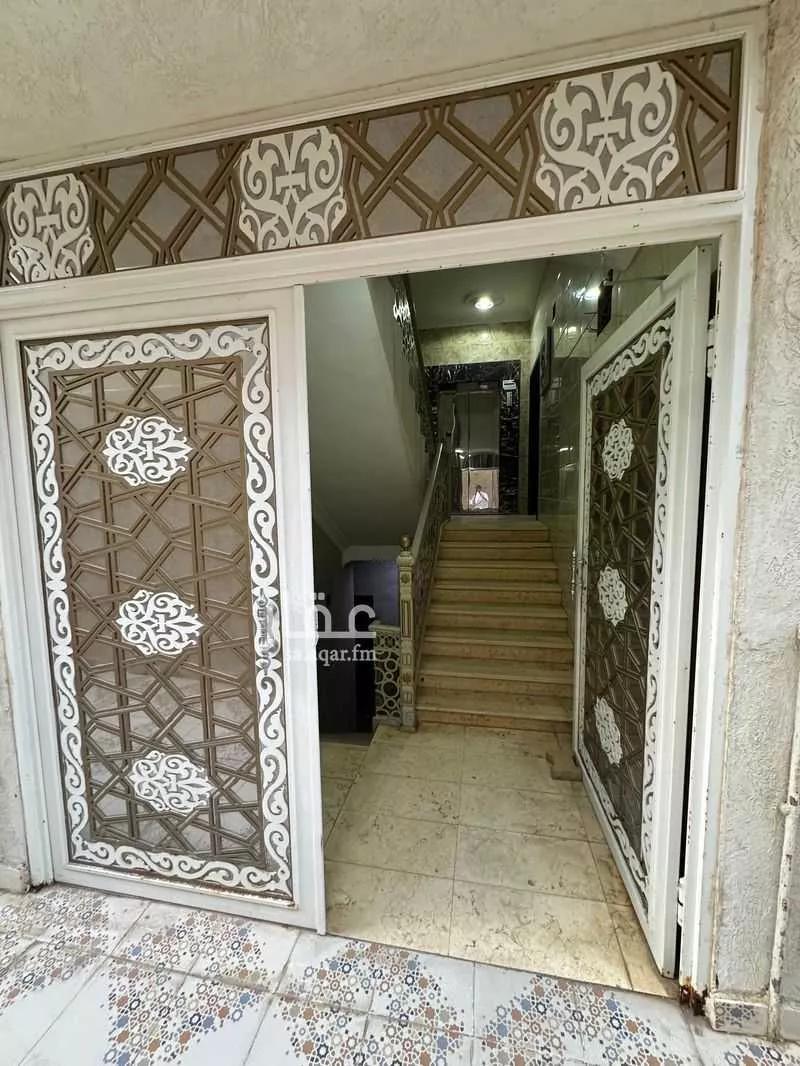 5 bedroom apartment in Shawran, Madinah 3