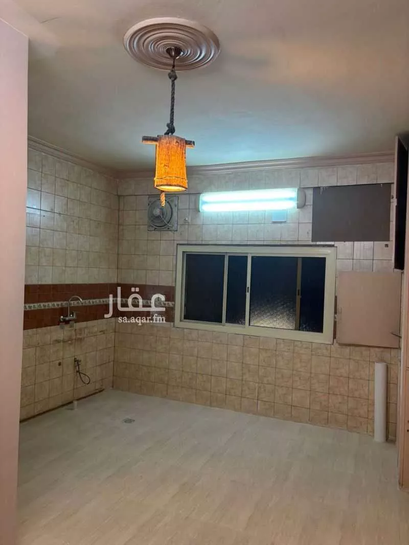 4 bedroom apartment in Al Areedh, Madinah 3