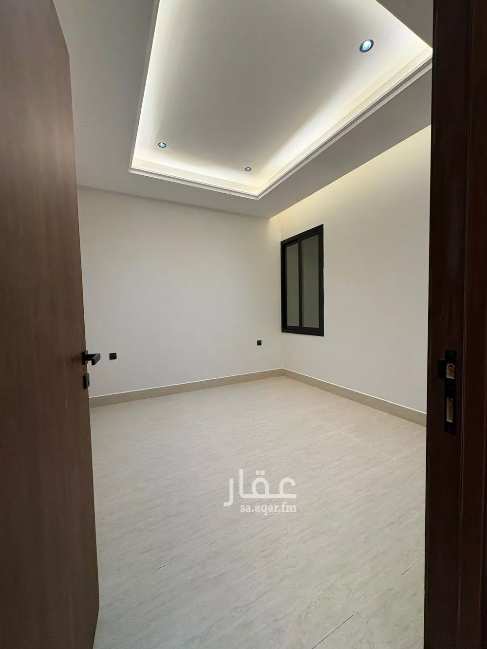5 bedroom floor in Dirab 19