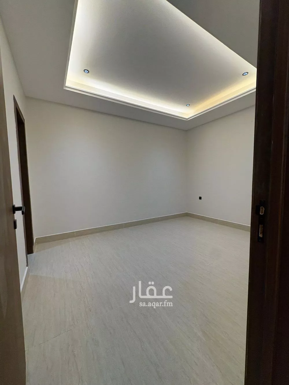 5 bedroom floor in Dirab 21