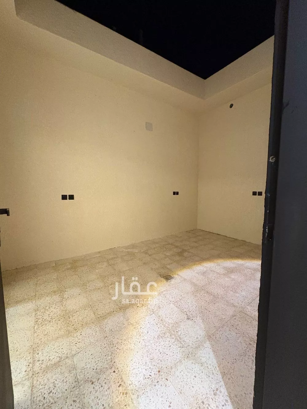 5 bedroom floor in Dirab 22