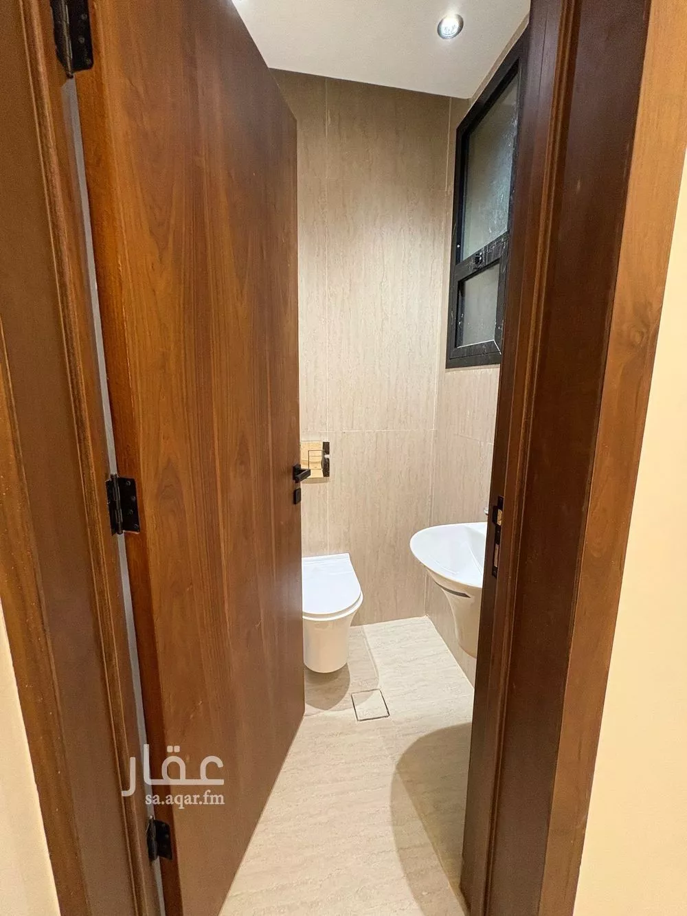 5 bedroom floor in Dirab 25