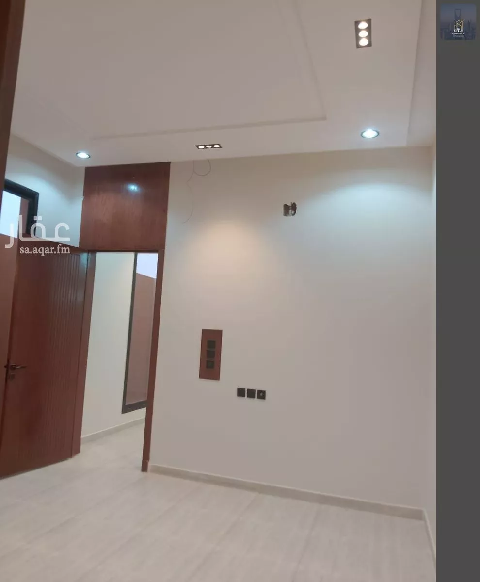 5 bedroom floor in Tuwaiq 8