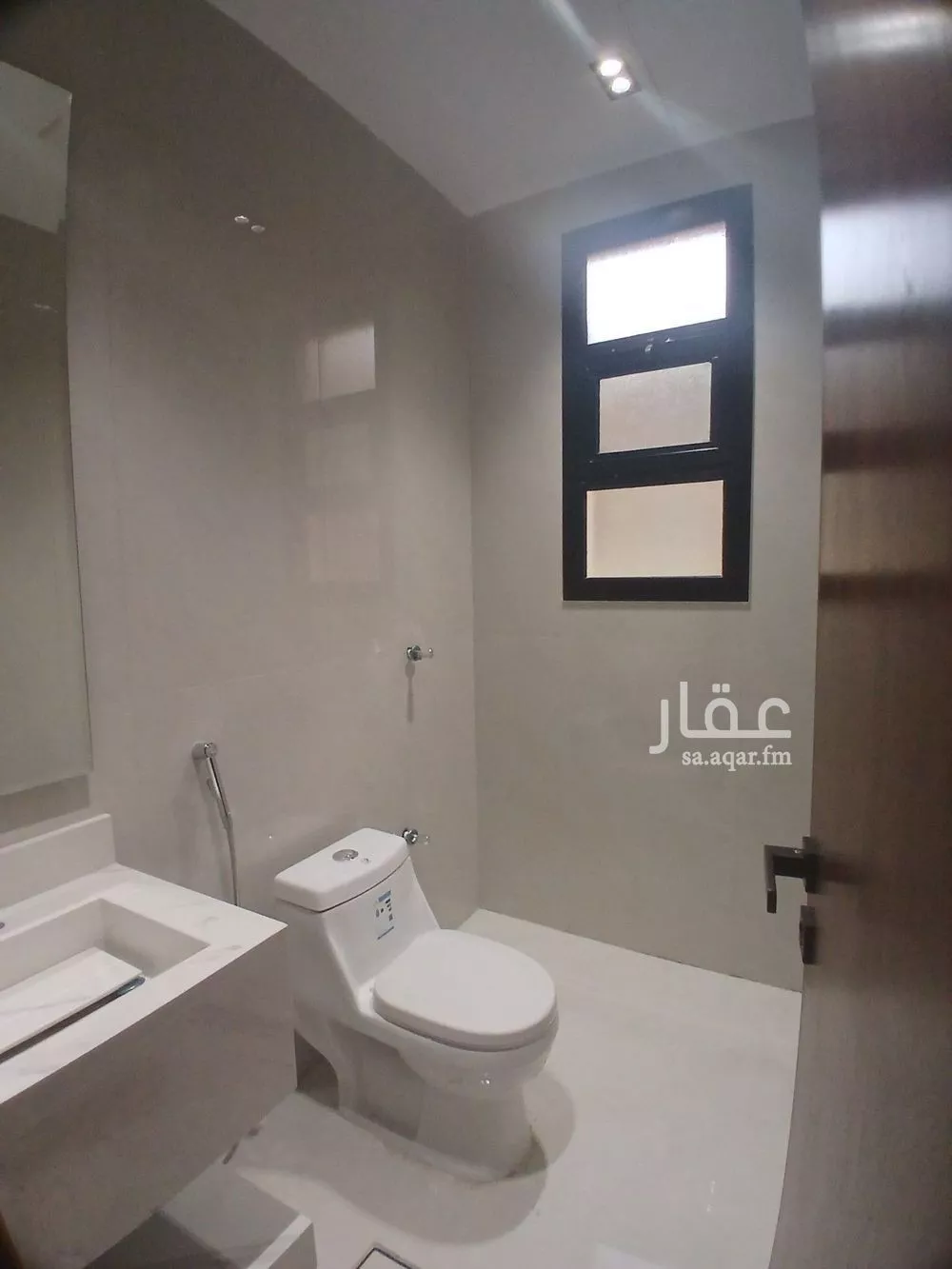 3 bedroom floor in Tuwaiq 17
