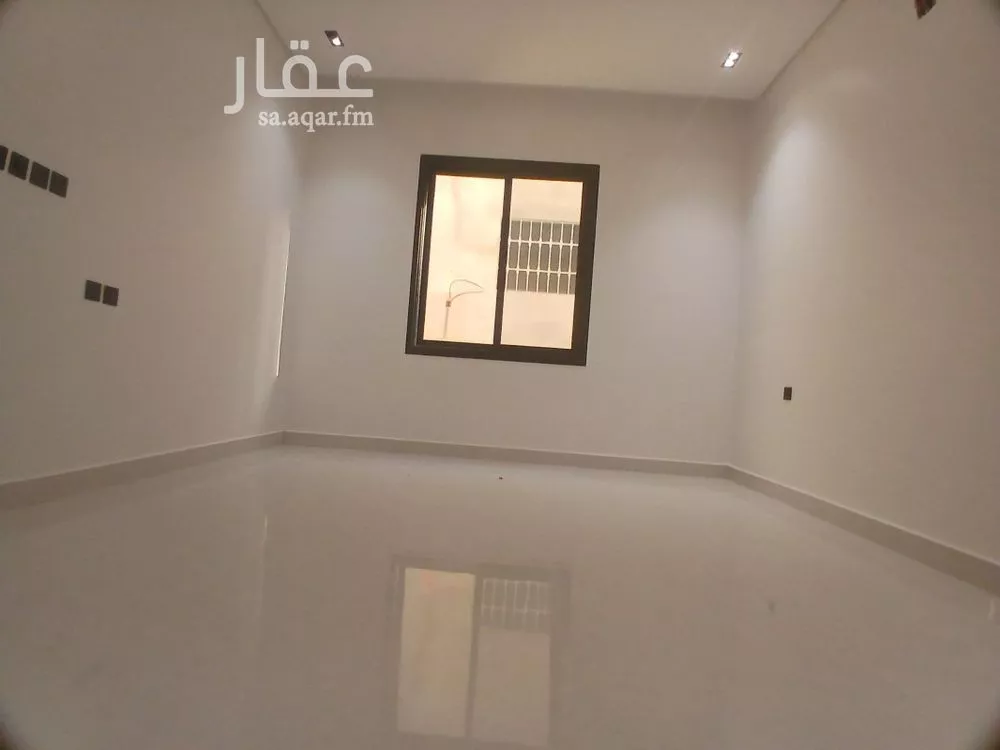 3 bedroom floor in Tuwaiq 6