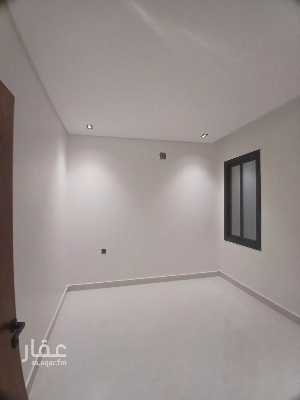 3 bedroom floor in Tuwaiq 10