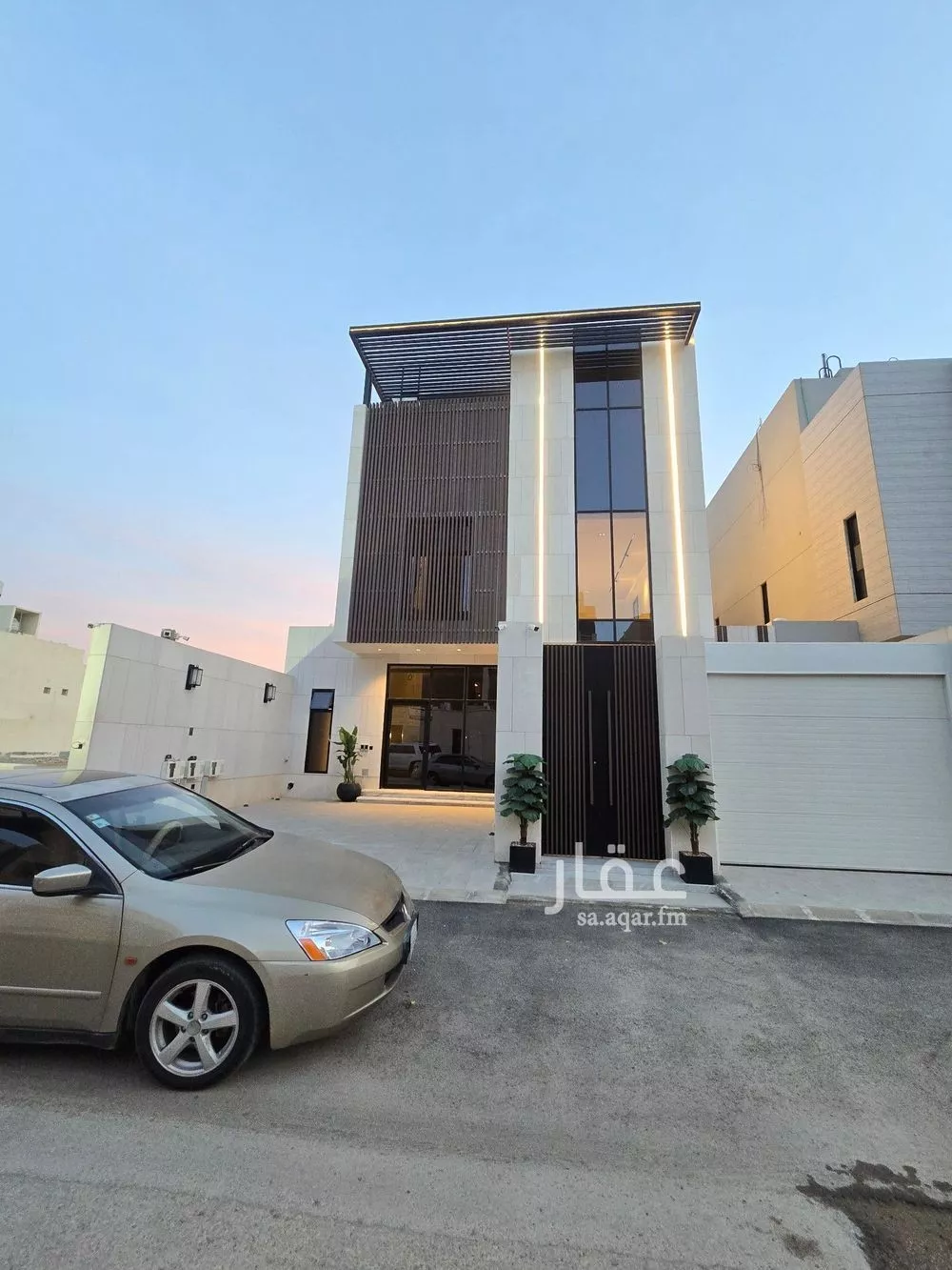 4 bedroom floor in Al Aridh 18