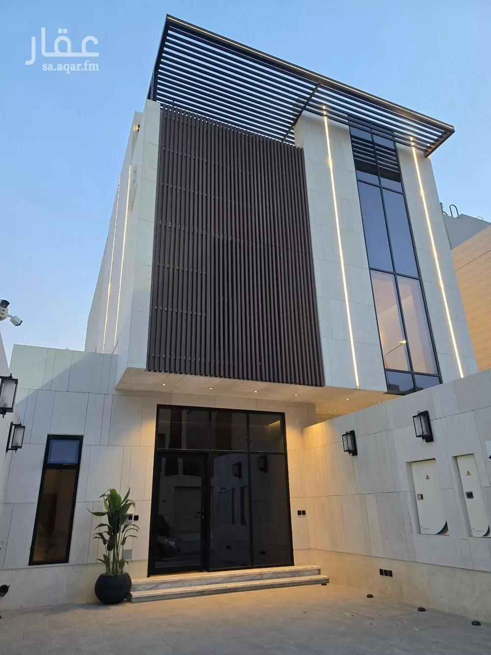 4 bedroom floor in Al Aridh 19