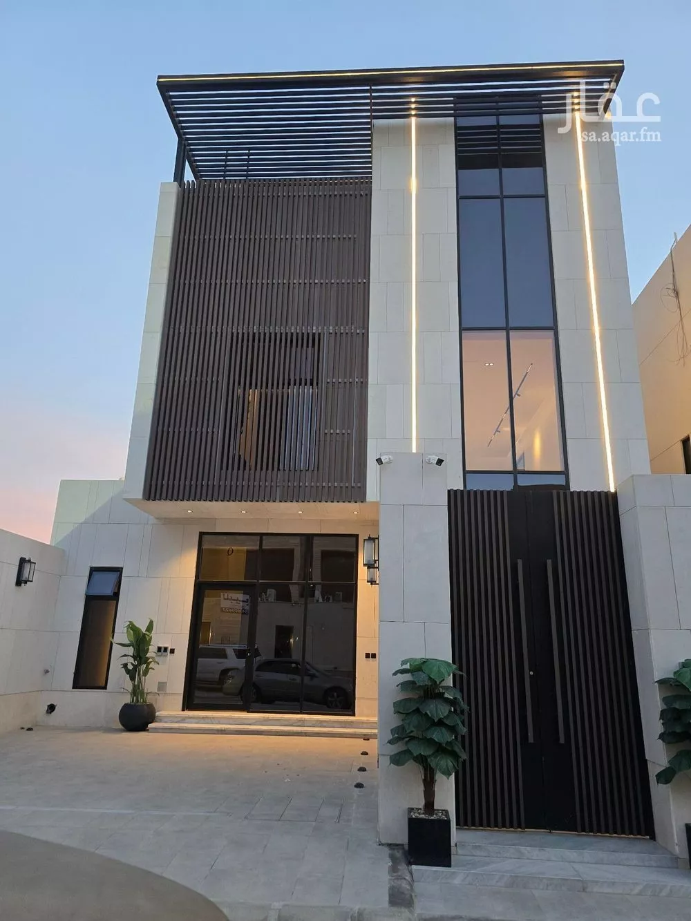 4 bedroom floor in Al Aridh 3