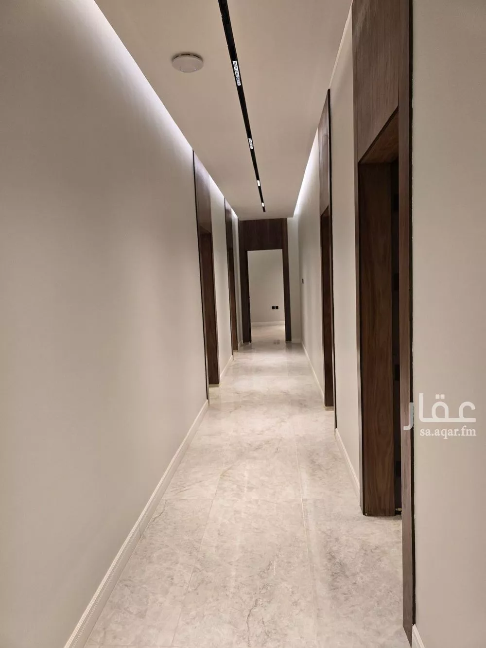 4 bedroom floor in Al Aridh 21