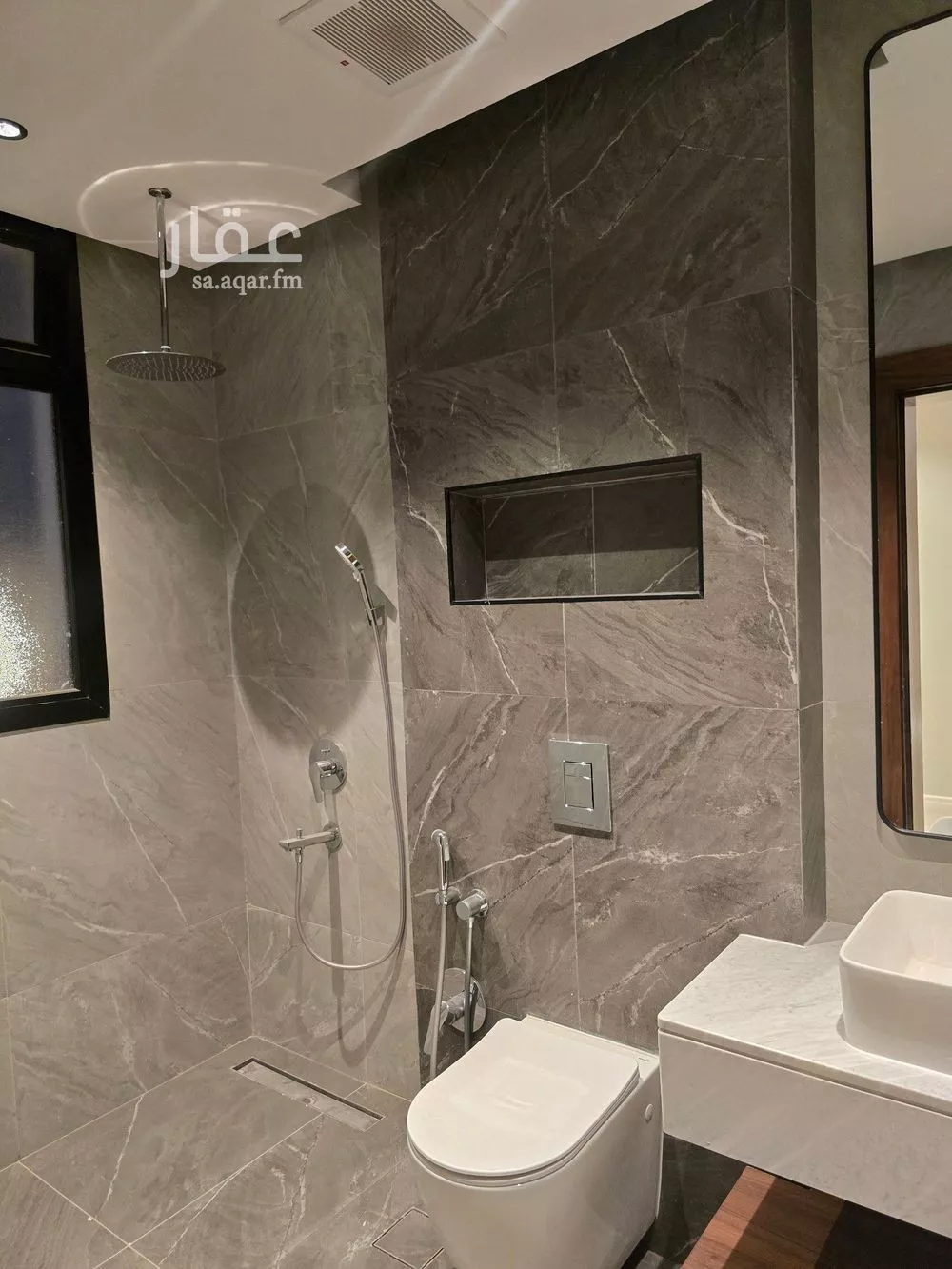 4 bedroom floor in Al Aridh 9