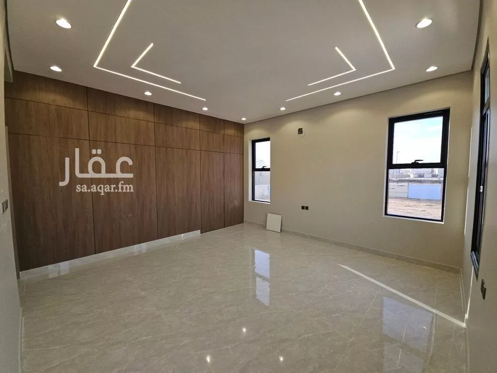 4 bedroom floor in Al Janadriyah 11