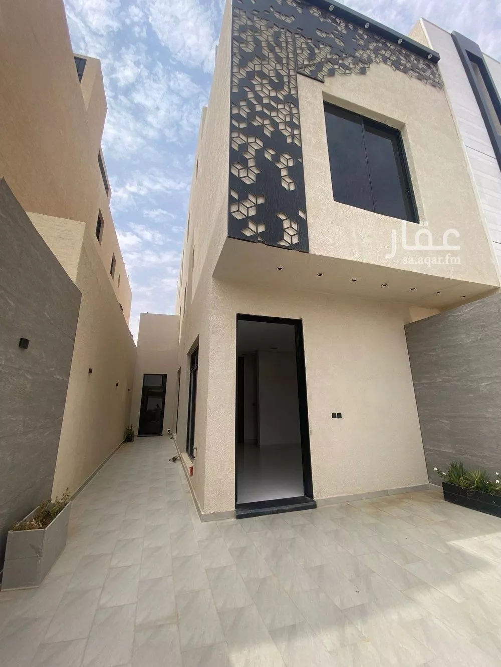 3 bedroom floor in Al Rimal 2