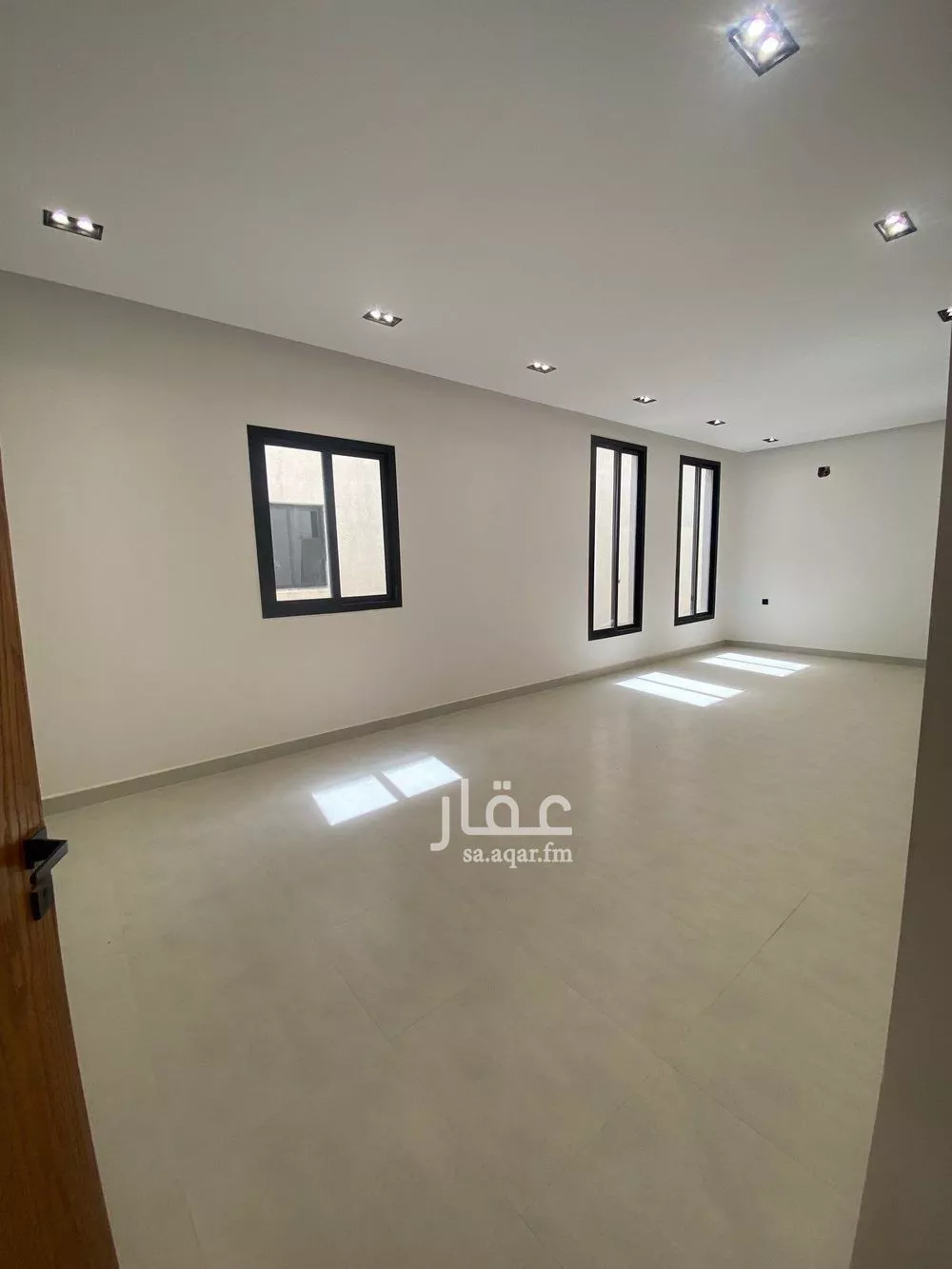 3 bedroom floor in Al Rimal 23