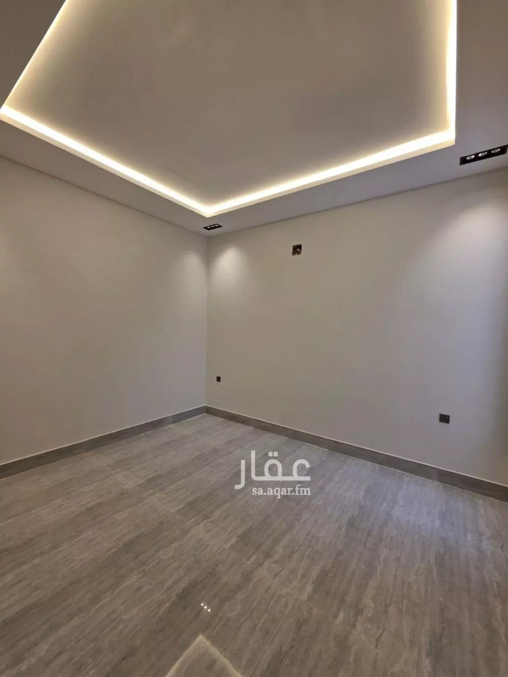 3 bedroom floor in Al Rimal 5