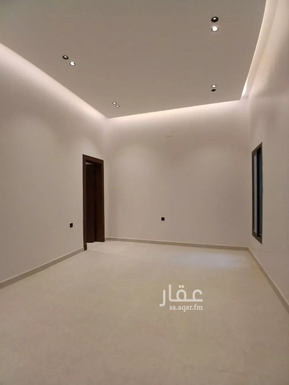 4 bedroom floor in Al Janadriyah 11