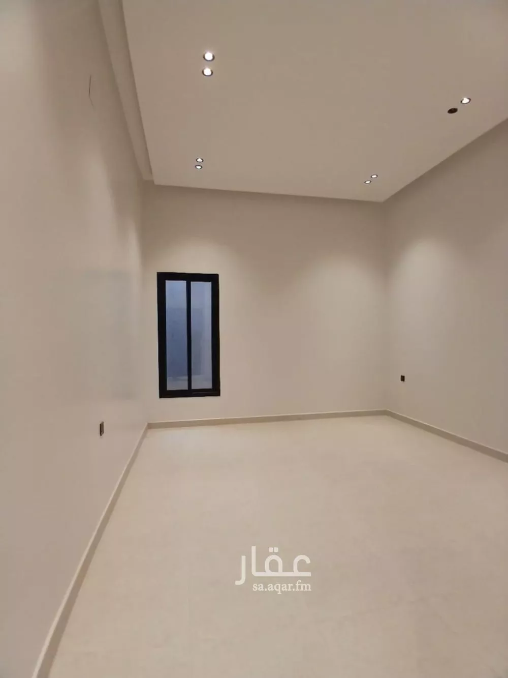 4 bedroom floor in Al Janadriyah 4