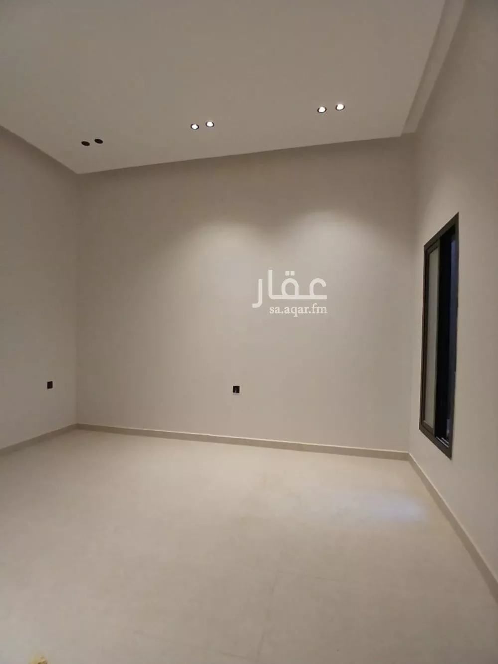 4 bedroom floor in Al Janadriyah 8