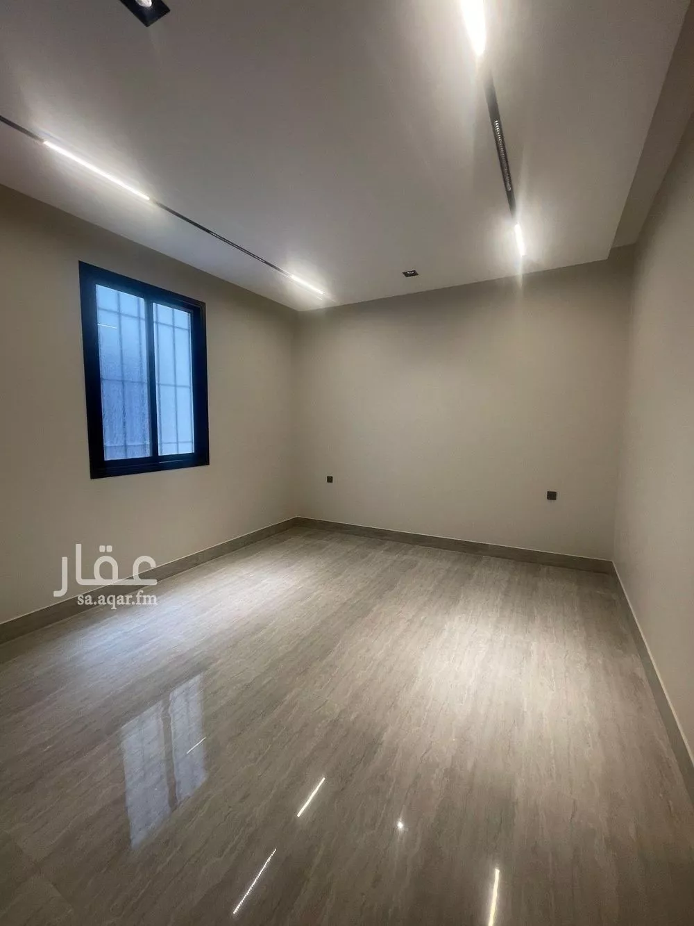 4 bedroom floor in Al Rimal 11