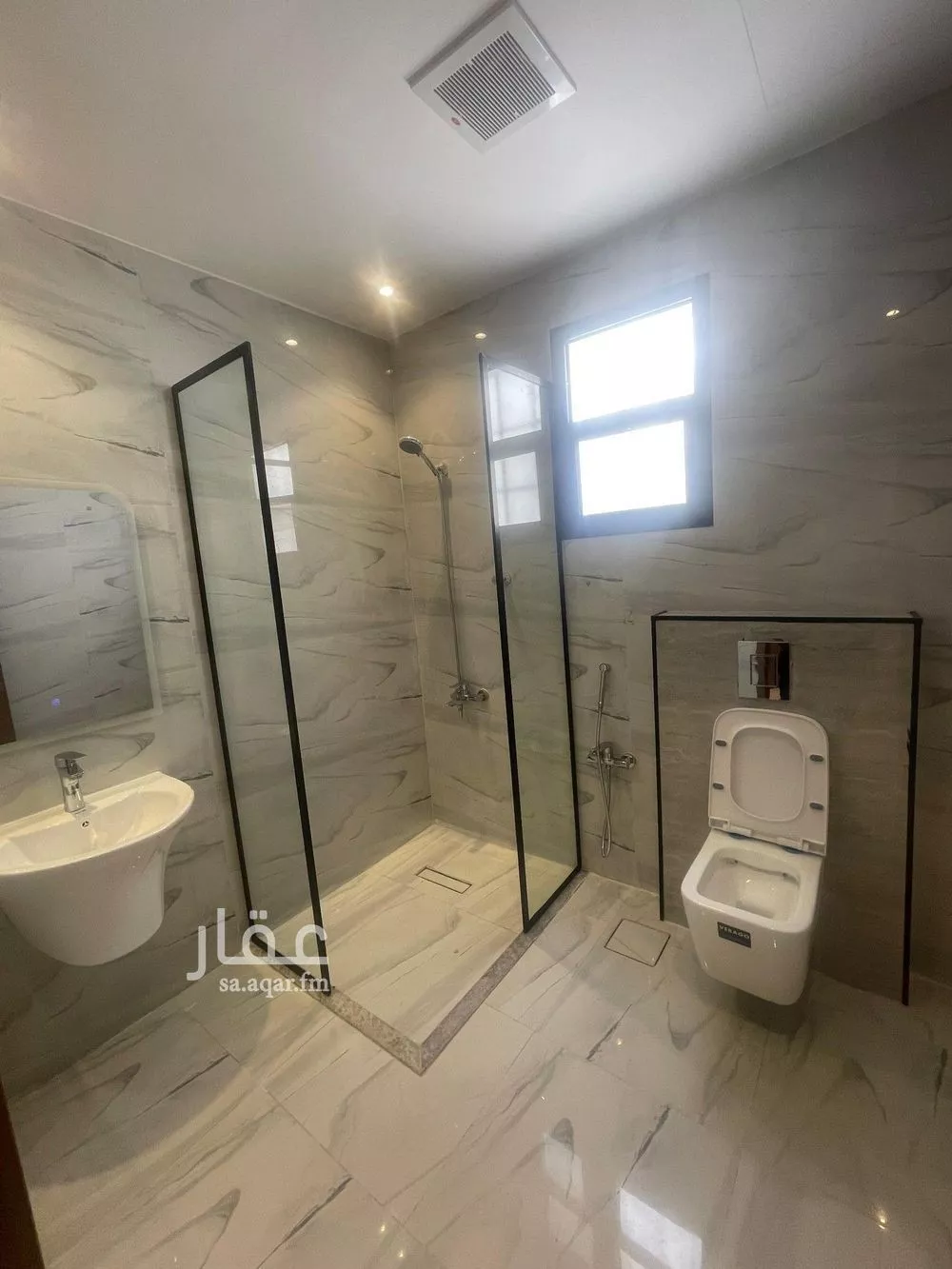 4 bedroom floor in Al Rimal 8