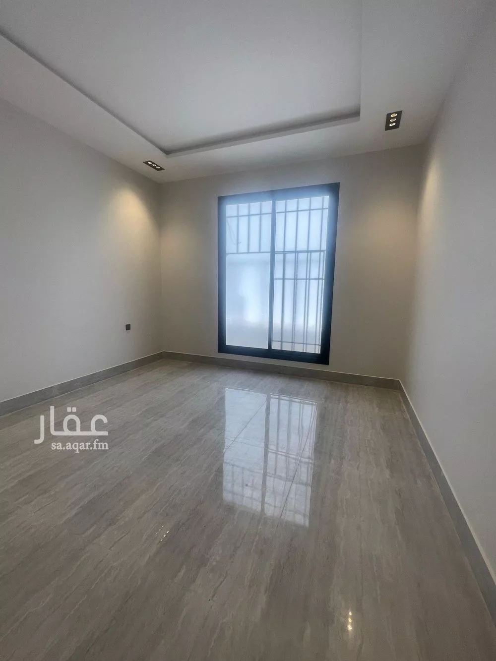4 bedroom floor in Al Rimal 9