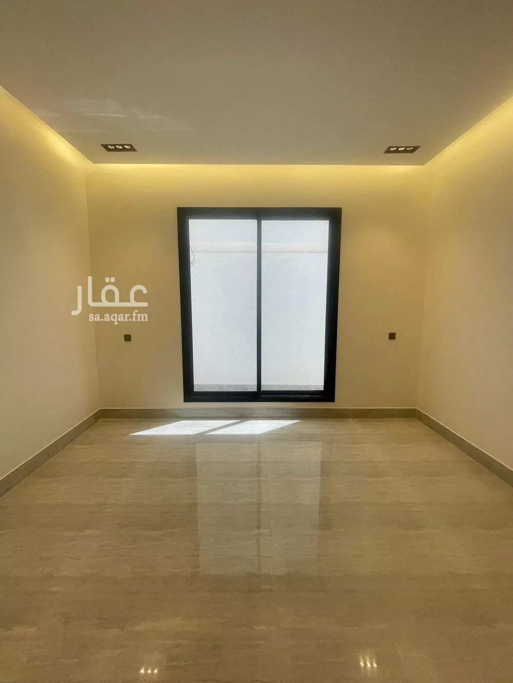 4 bedroom floor in Al Rimal 10