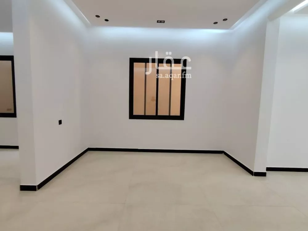 3 bedroom floor in Al Hazm 13