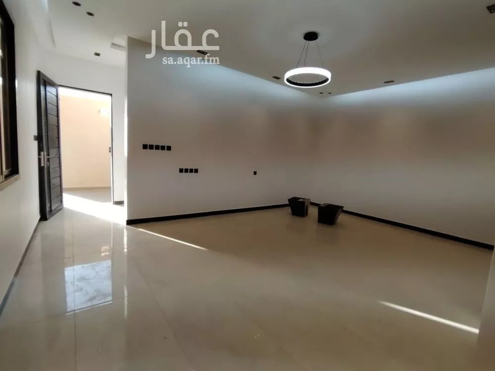 3 bedroom floor in Al Hazm 9
