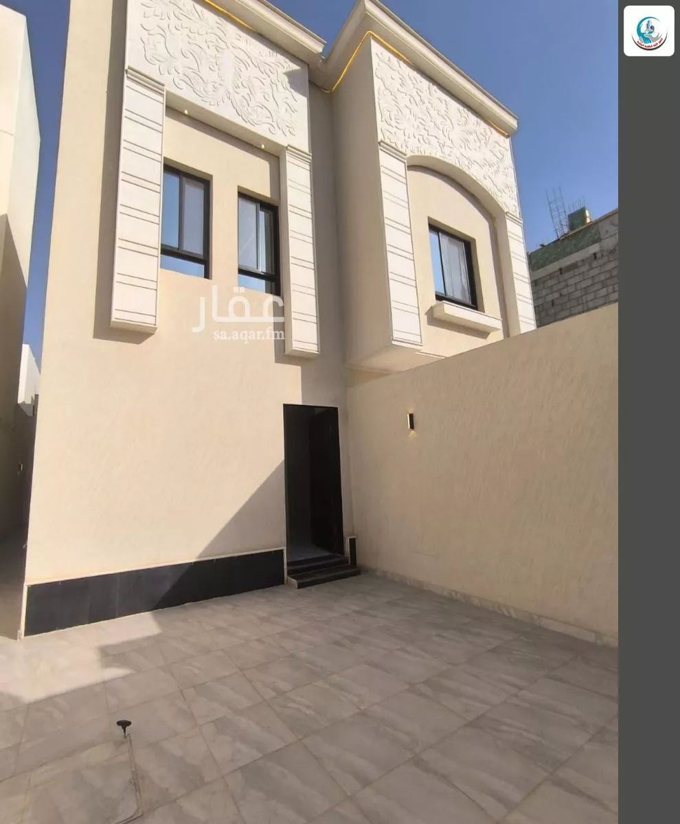 6 bedroom floor in Al Janadriyah 3