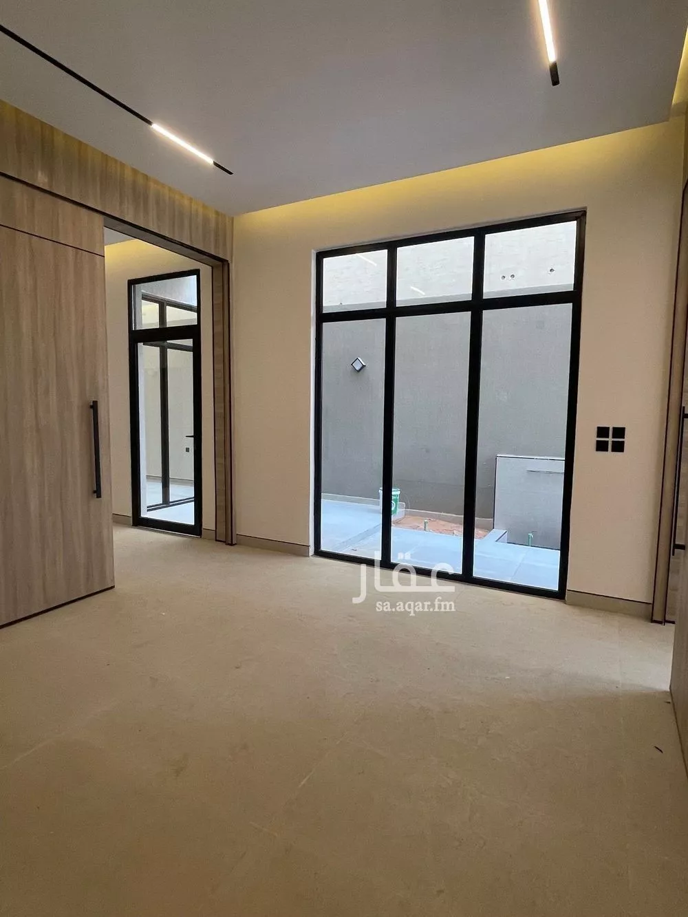 4 bedroom floor in Al Janadriyah 7