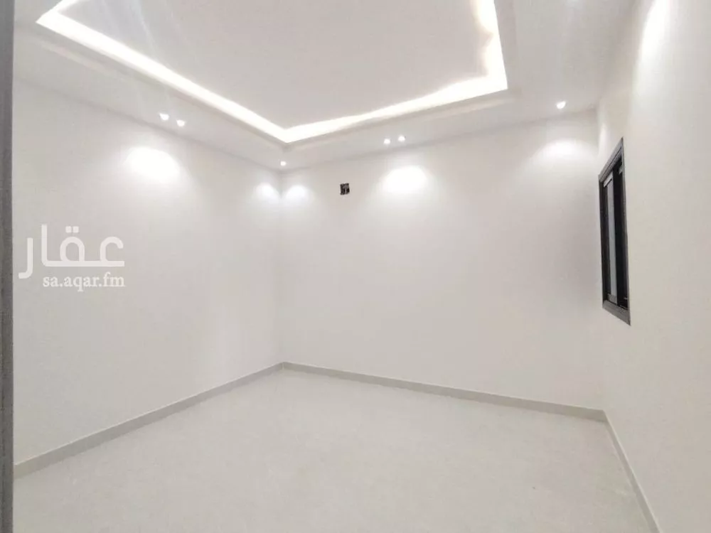 5 bedroom floor in Badr 3