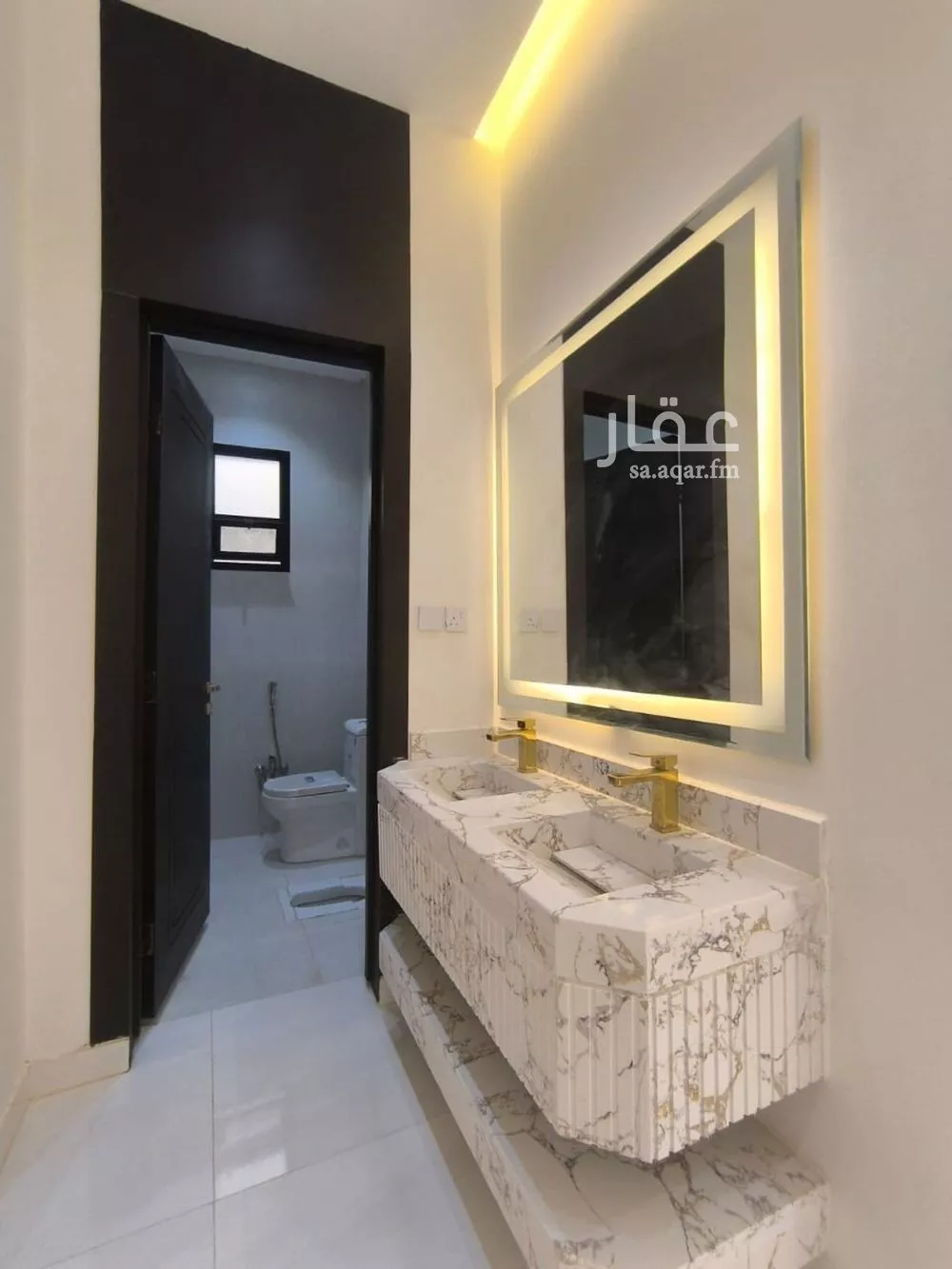 6 bedroom floor in Al Janadriyah 11